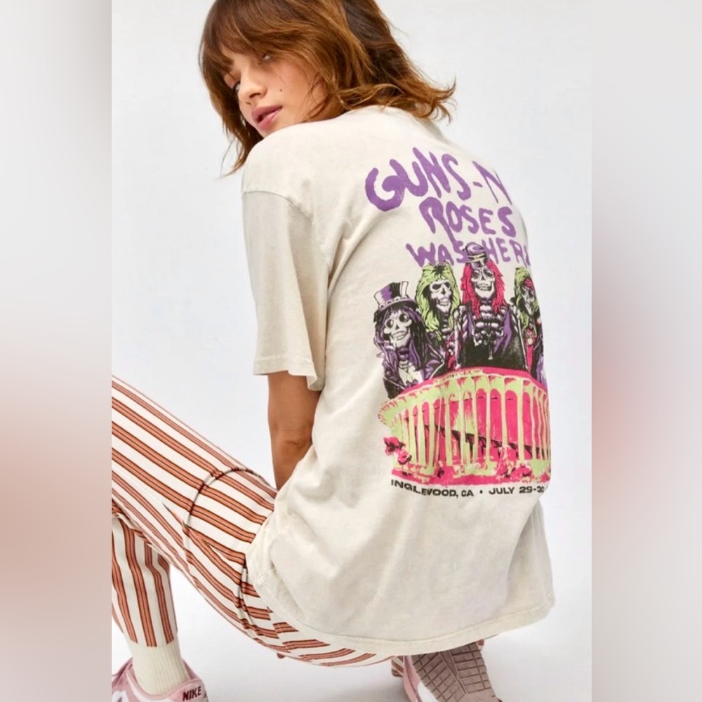 Daydreamer Guns N' Roses Graphic Tee